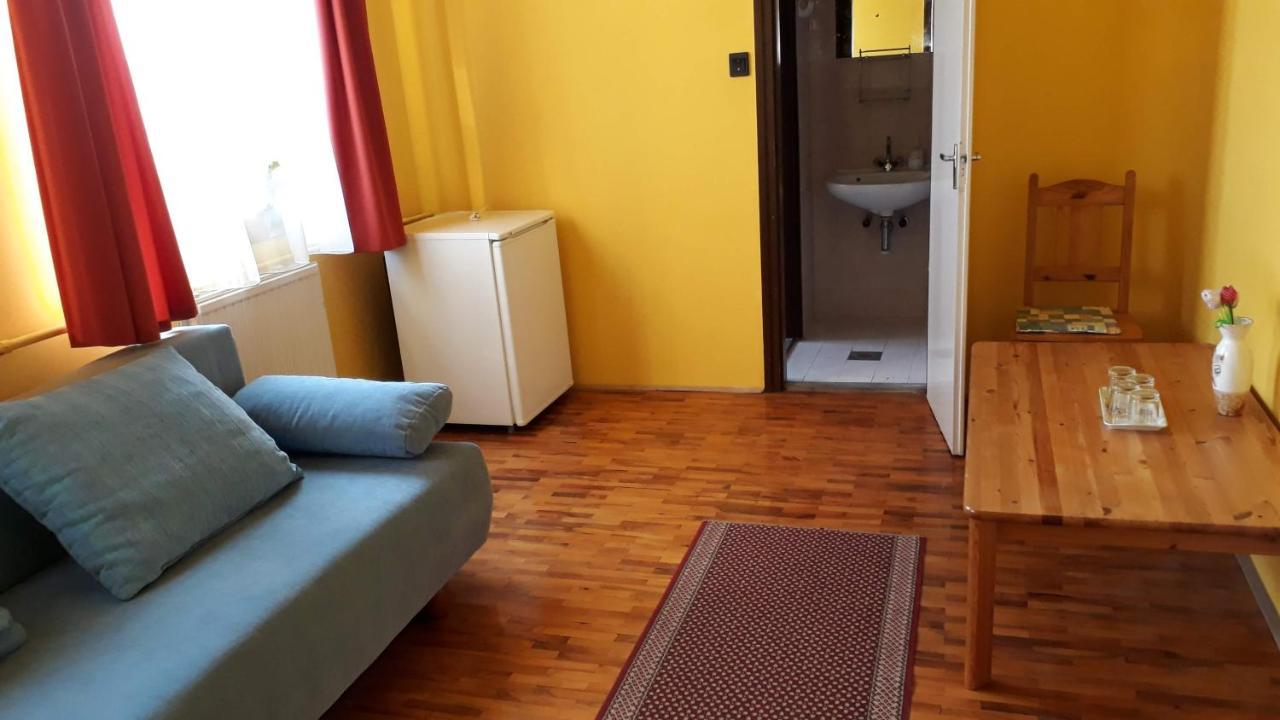 Hajdúszoboszló Centrum Apartman酒店 外观 照片