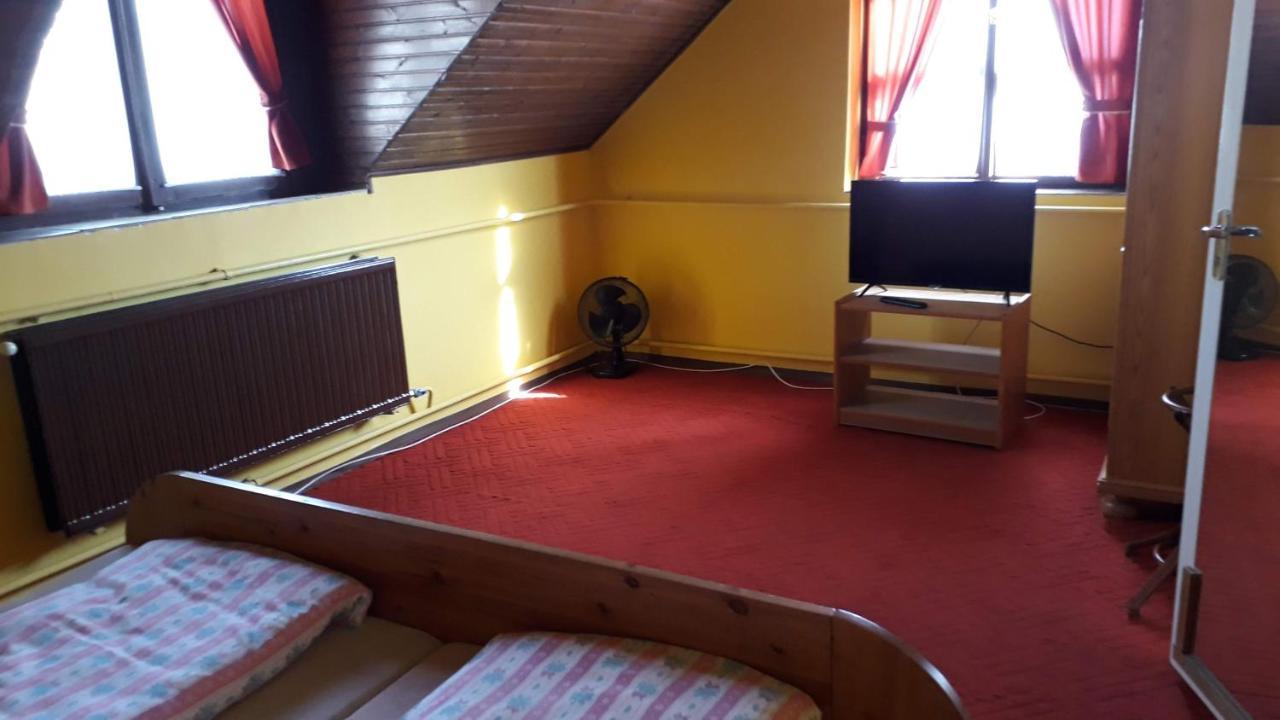 Hajdúszoboszló Centrum Apartman酒店 外观 照片